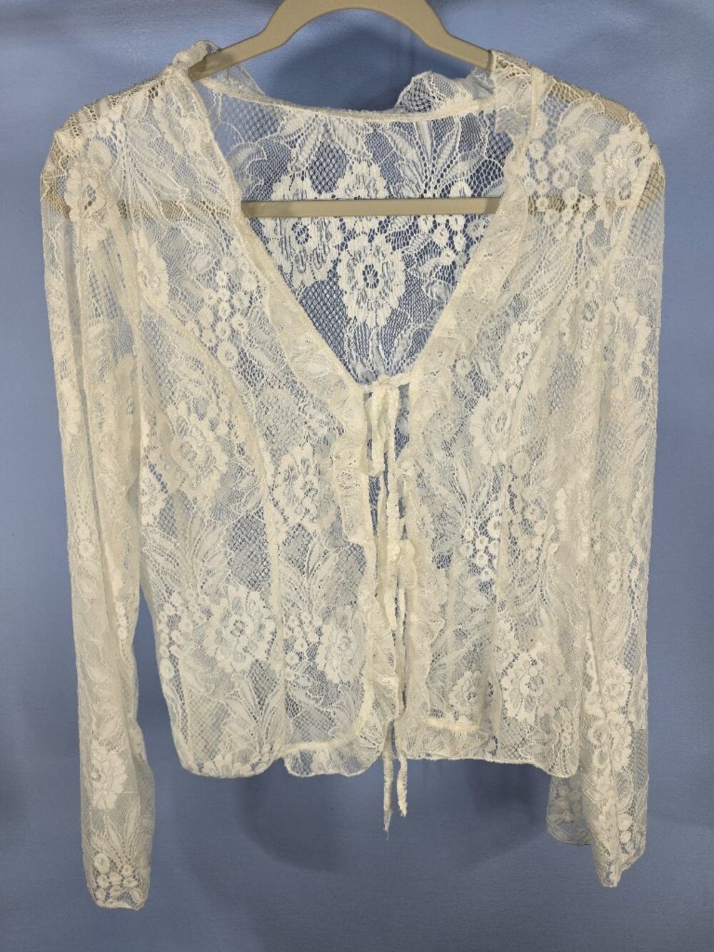 Lace Tie-Front Long Sleeve Blouse Ruffled Neckline & Front Size L (QQ-21)